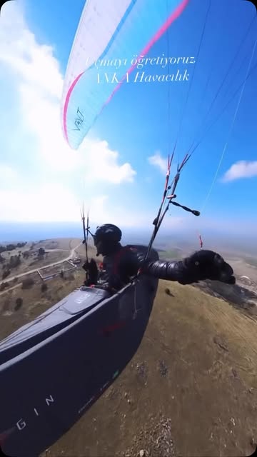 Babadağ'da uçuş hazırlığı yapan Anka Havacılık pilotunu gösteren Instagram videosu